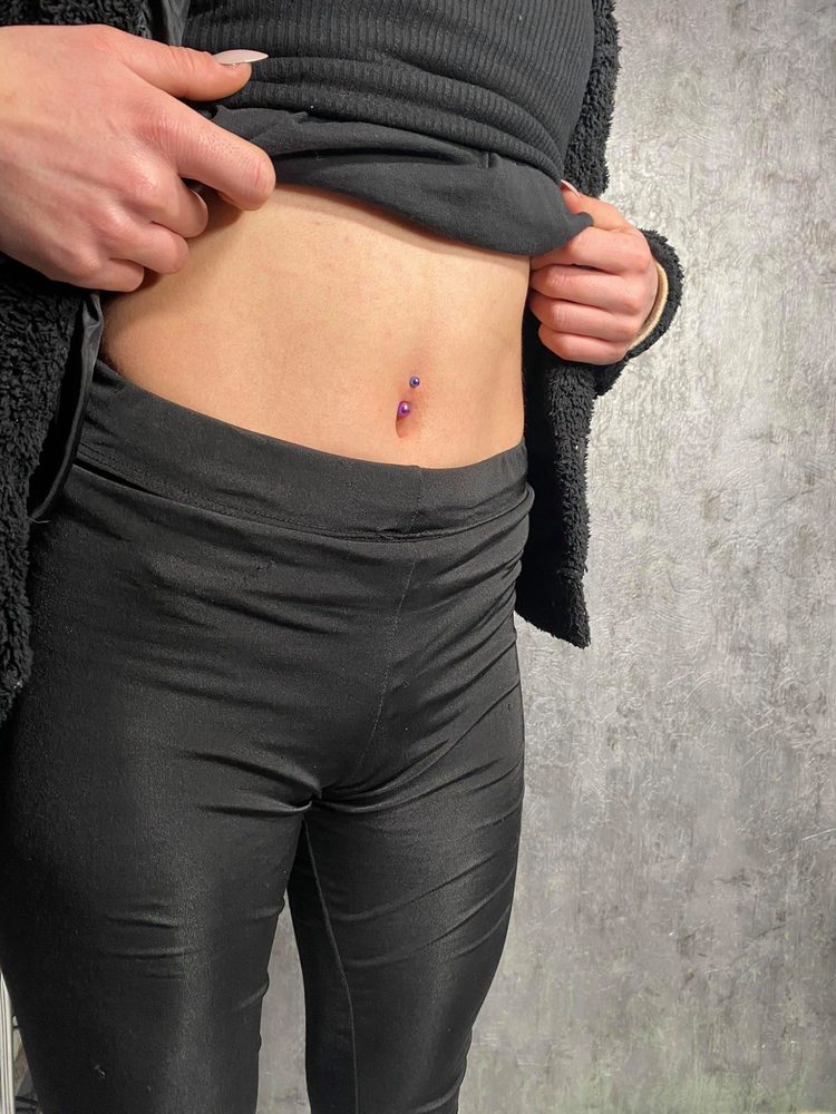 Göbek Piercing Pembe