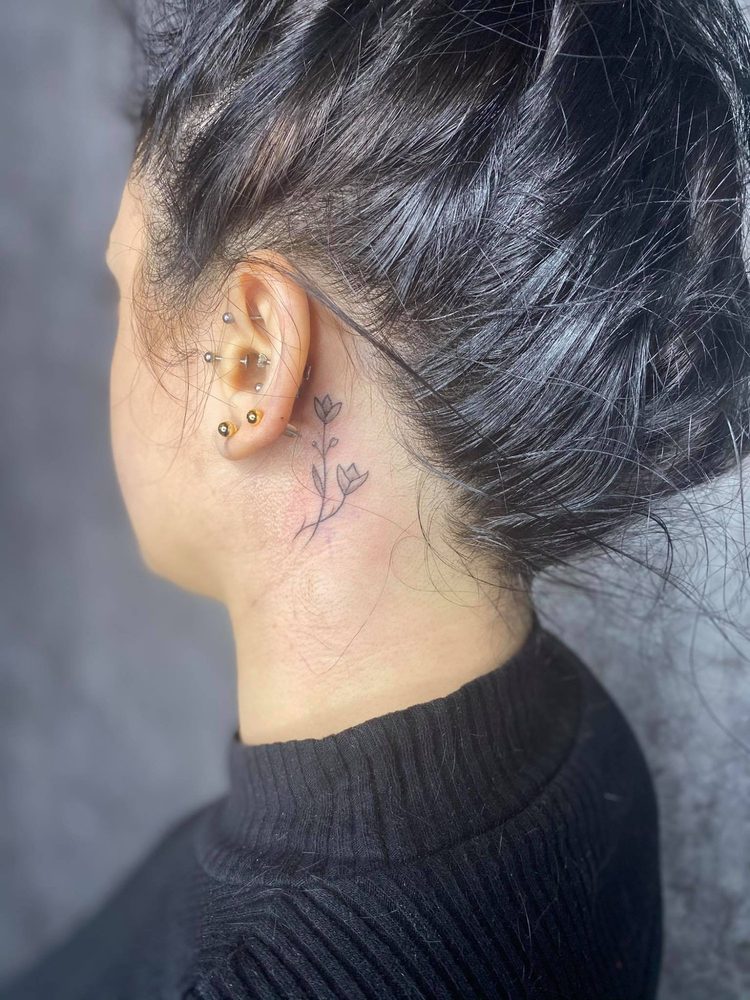 Kulak & Boyun Piercing